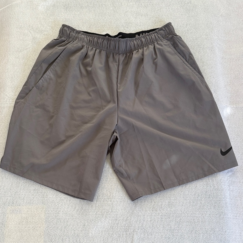 Nike Men's Charcoal Athletic Shorts